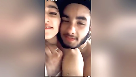 Indian slut fucks and fucks her own cunt on webcam