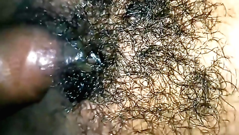 Indian girl has hairy bushy cunny and has a nice hairy pussy