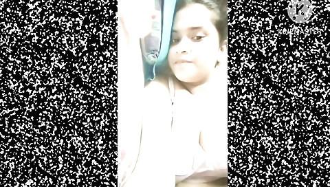 Indian girl masturbates in her bedroom and fucks her pussy