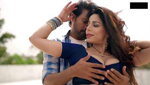 Indian actress has wonderful body with sexy breasts