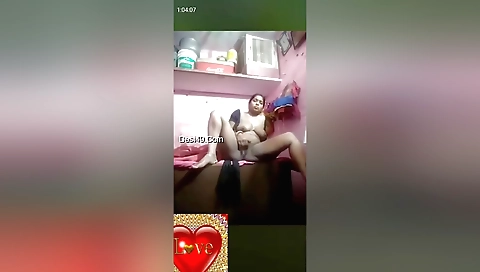 Horny Desi Bhabhi Shows Her Boobs And Masturbating 6