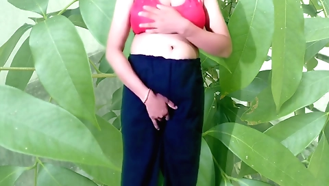 Indian girl in the doggy pose in amateur solo video