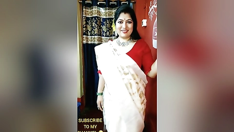 Indian babe fucked by boyfriend in the open behind the house