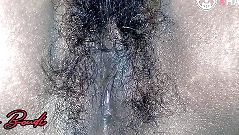 Hot amateur amateur solo video on the bed with hairy girl