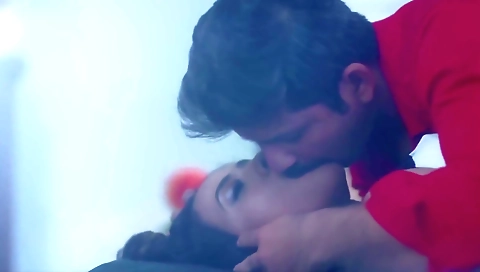 Brunette with beautiful body likes to finger herself