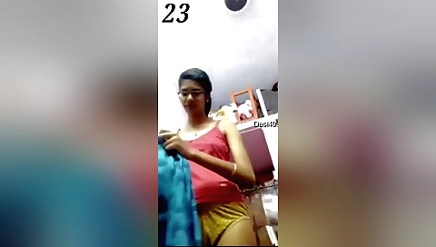 Indian brunette shows off her body and a sexy blowjob