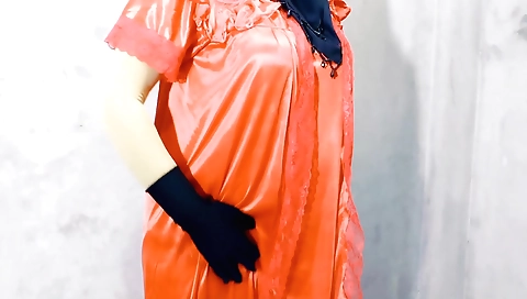 Indian beauty with a nice face has sex with her stepson