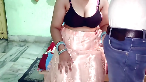 Big ass brunette in sexy dress sexy amateur porn 1080p video