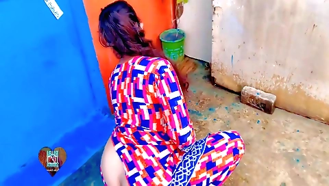 Indian solo with a beautiful body and ass making love
