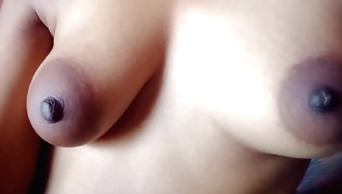 Asian brunette masturbating in her room in solo video