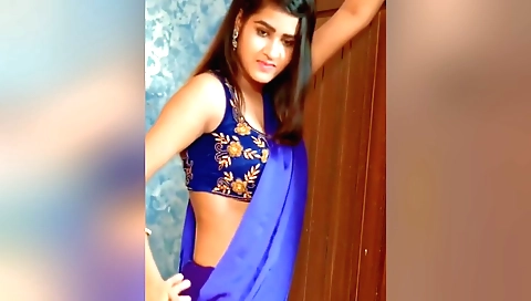 Sexy brunette shows off her body in homemade video