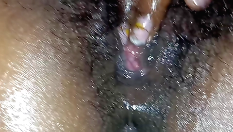 Amateur hairy body video shows a sexy girl with hairy pussy