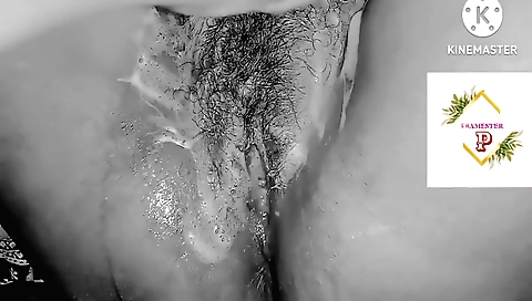 Amateur hairy pussy shaving vid with shaved hairy pussy