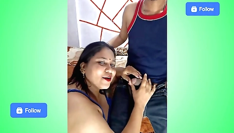 Indian woman gets fucked in her big ass for the neighborhood