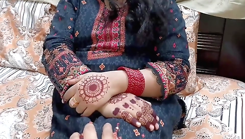 Hairy brunette bhabhi makes a porn video with husband