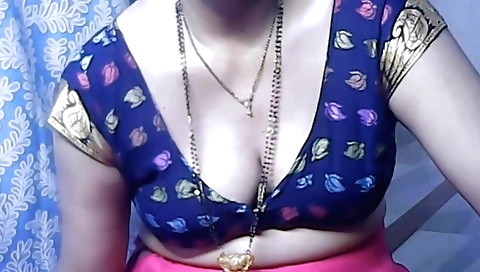 Indian amateur porn video with perfect face and body