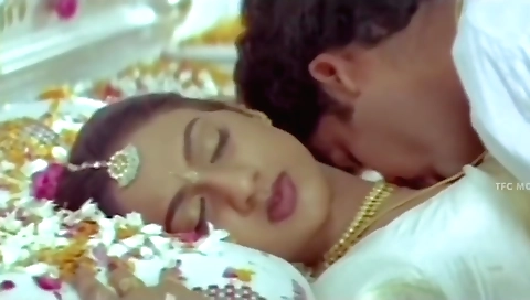 Indian brunette with a big ass and a perfect ass is getting fucked