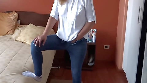 Indian girl with a lovely tits in homemade hd porn