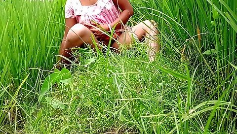 Solo female eating some rice bhabhi on top of her body