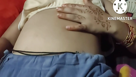 Indian solo female is making out with a guy on webcam