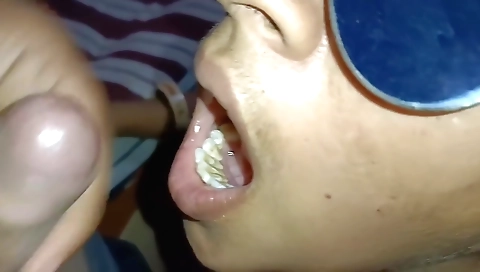 Brunette teen gets facial after deepthroat blowjob