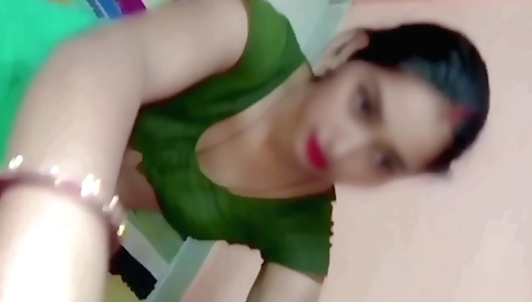 Indian teen gets fucked in a hot hardcore sex video