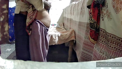 Indian beauty is having a passionate sex in web cam