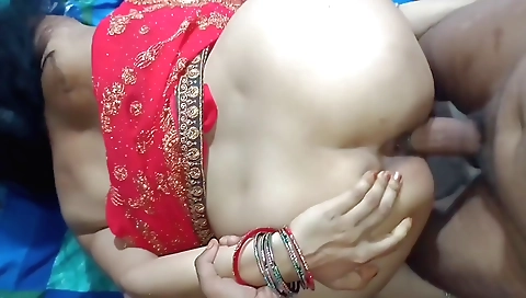 Indian amateur porn video with hairy pussy and pussy